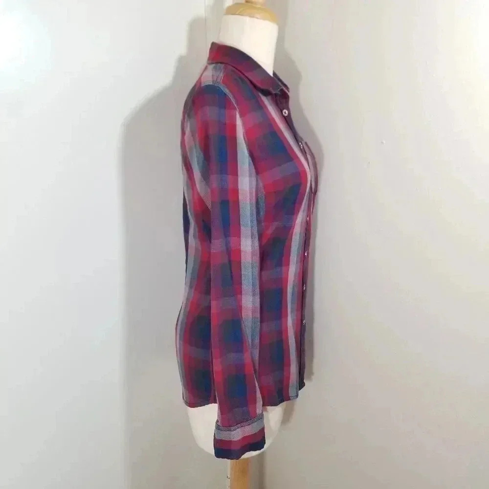 {Tommy Hilfiger} Plaid Button Down Shirt - Picture 4 of 14